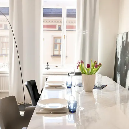 2ndhomes Luminous With Great Location Helsinki